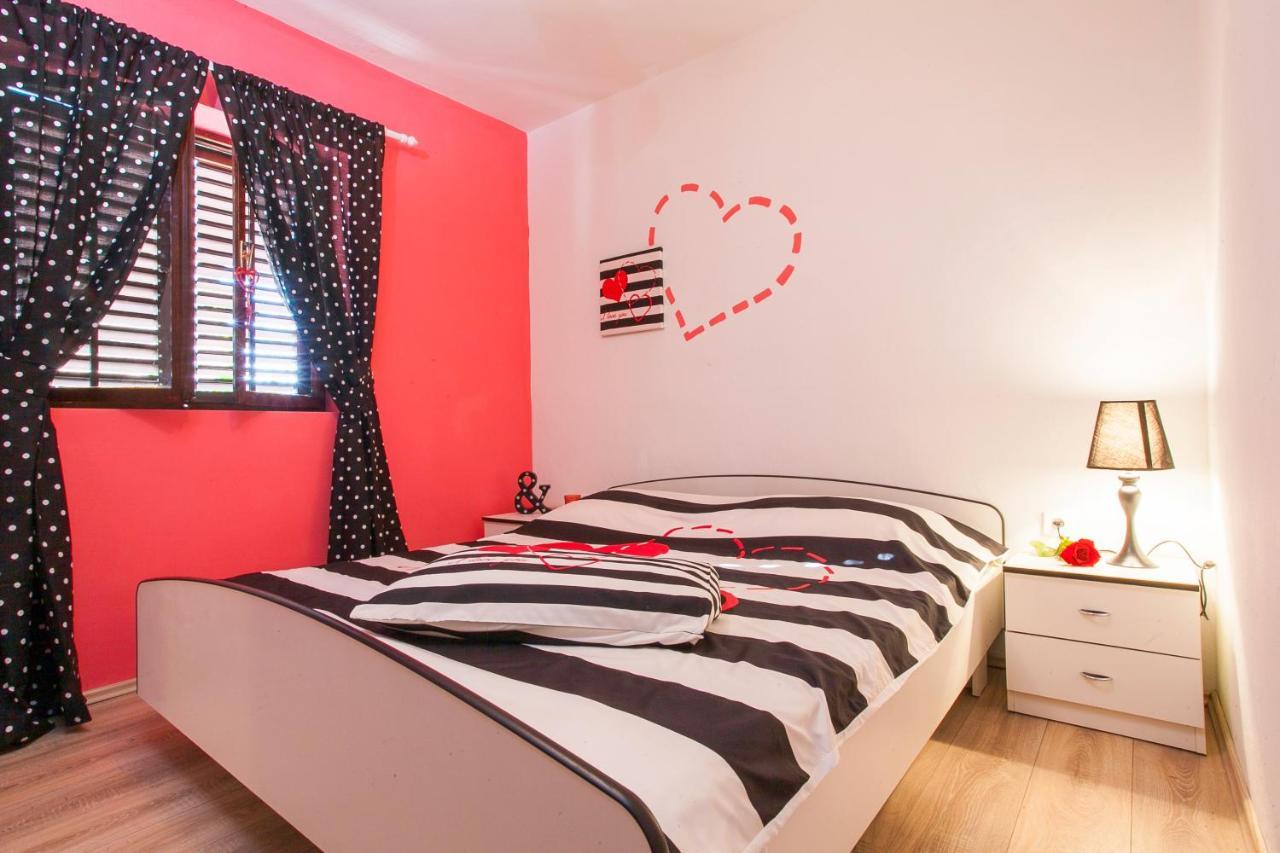Apartments With A Parking Space Brna, Korcula - 9188 Smokvica  외부 사진